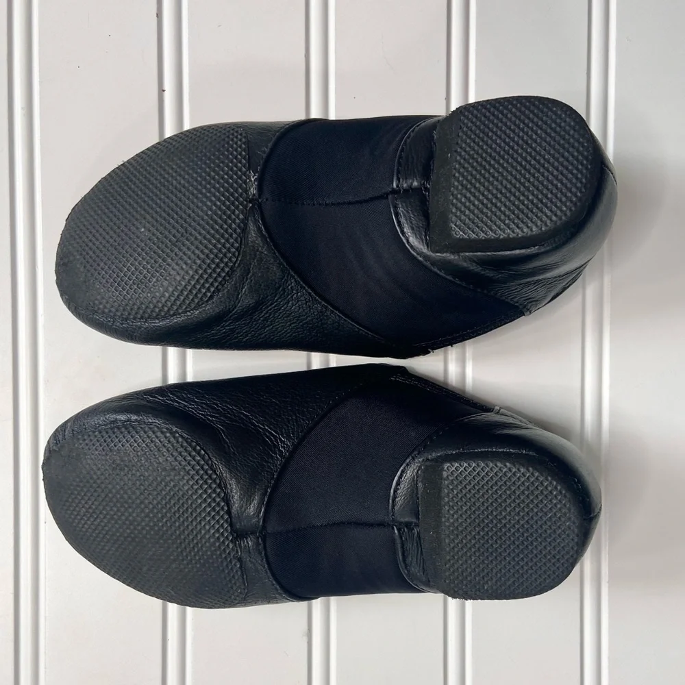•Theatricals• black leather jazz shoes with Neoprene